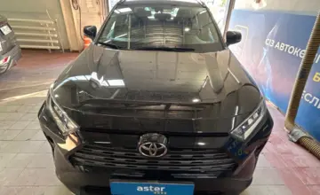 Toyota RAV4 2020 года за 17 000 000 тг. в Астана фото 2