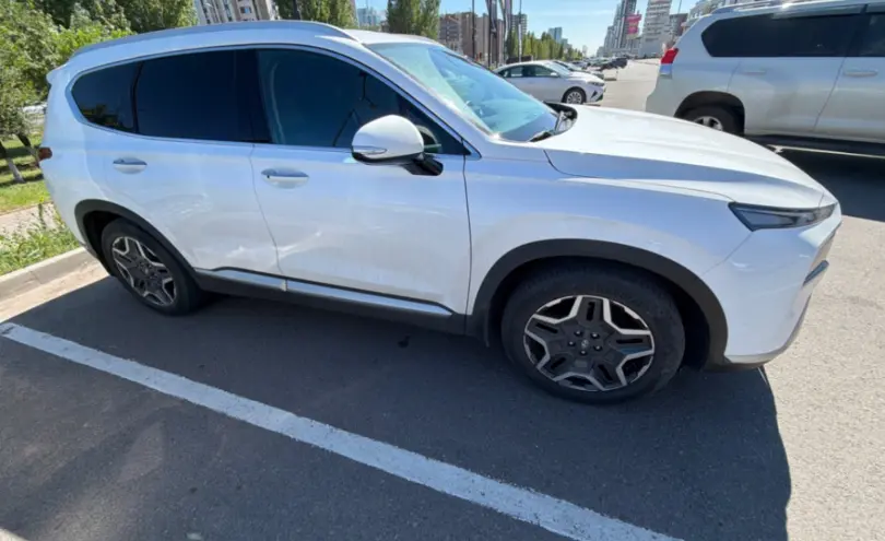 Hyundai Santa Fe 2023 года за 15 500 000 тг. в Астана фото 4