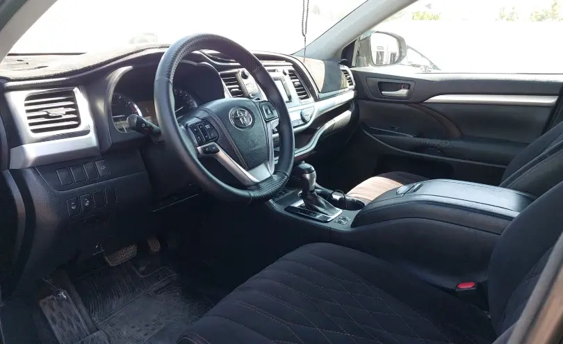 Toyota Highlander 2014 года за 17 500 000 тг. в Шымкент фото 5