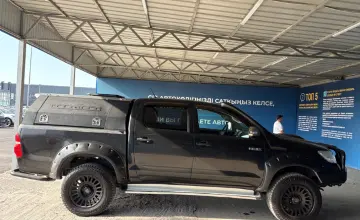 Toyota Hilux 2013 года за 15 000 000 тг. в Алматы фото 4