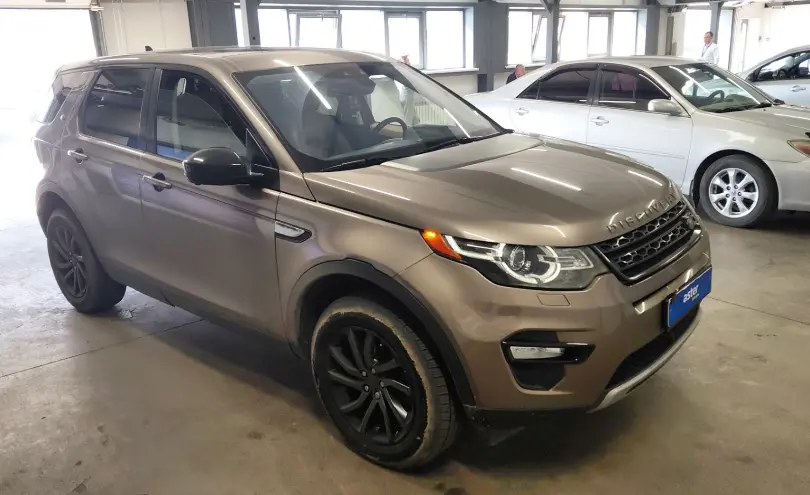 Land Rover Discovery Sport 2016 года за 10 300 000 тг. в Астана фото 2
