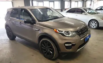 Land Rover Discovery Sport 2016 года за 10 300 000 тг. в Астана фото 2