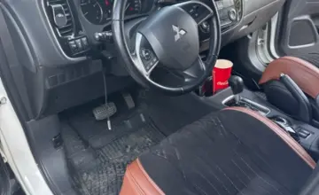 Mitsubishi Outlander 2012 года за 6 500 000 тг. в Алматы фото 5