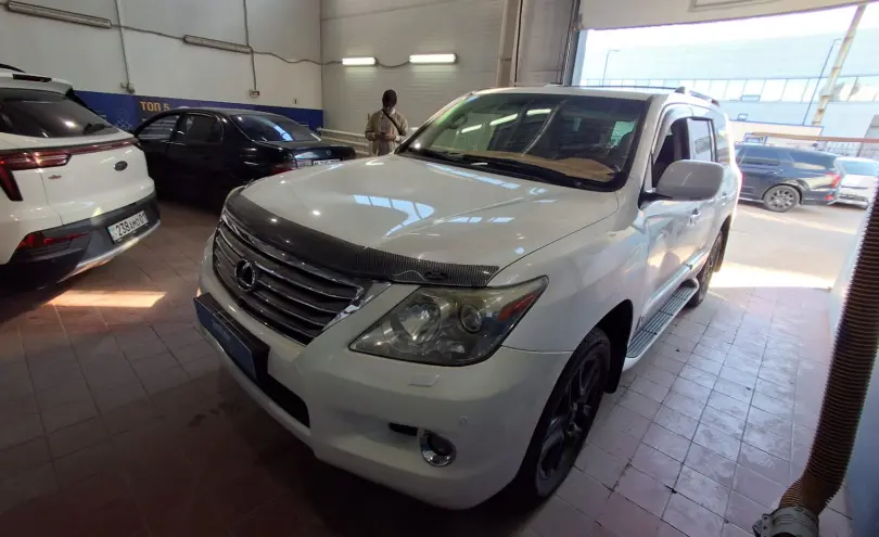Lexus LX 2007 года за 15 000 000 тг. в Астана