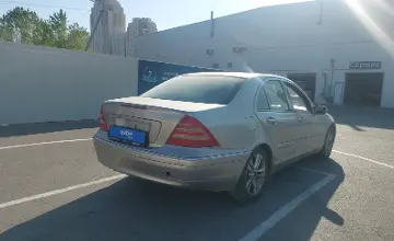 Mercedes-Benz C-Класс 2002 года за 3 500 000 тг. в Шымкент фото 3