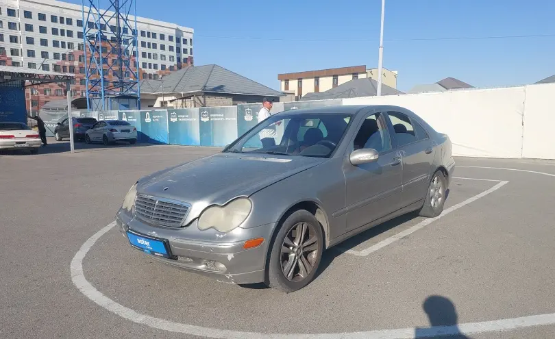 Mercedes-Benz C-Класс 2002 года за 3 500 000 тг. в Шымкент