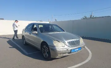 Mercedes-Benz C-Класс 2002 года за 3 500 000 тг. в Шымкент фото 2