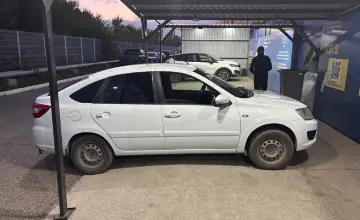 LADA (ВАЗ) Granta 2015 года за 2 500 000 тг. в Усть-Каменогорск фото 4