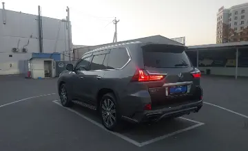 Lexus LX 2017 года за 42 000 000 тг. в Шымкент фото 4