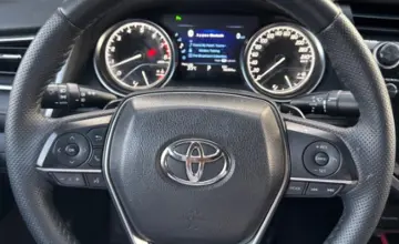 Toyota Camry 2018 года за 14 000 000 тг. в Алматы фото 5