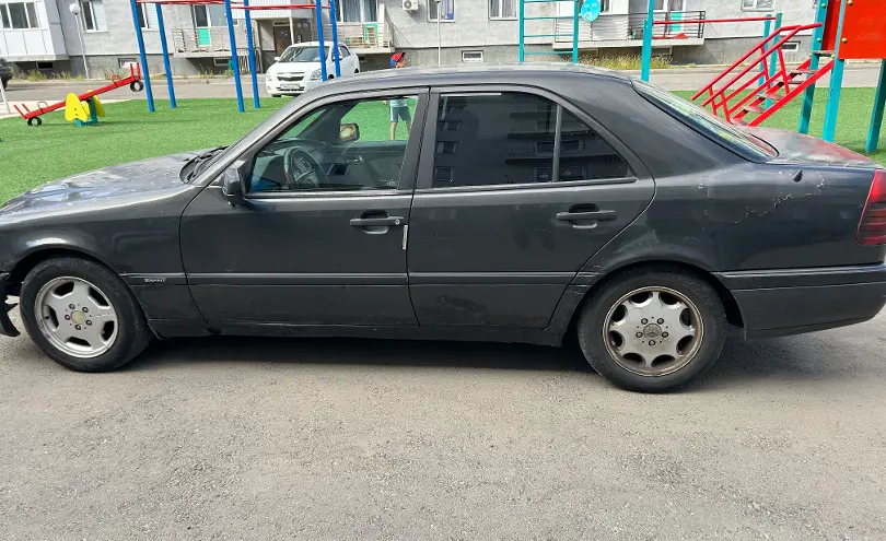 Mercedes-Benz C-Класс 1993 года за 600 000 тг. в Талдыкорган фото 4