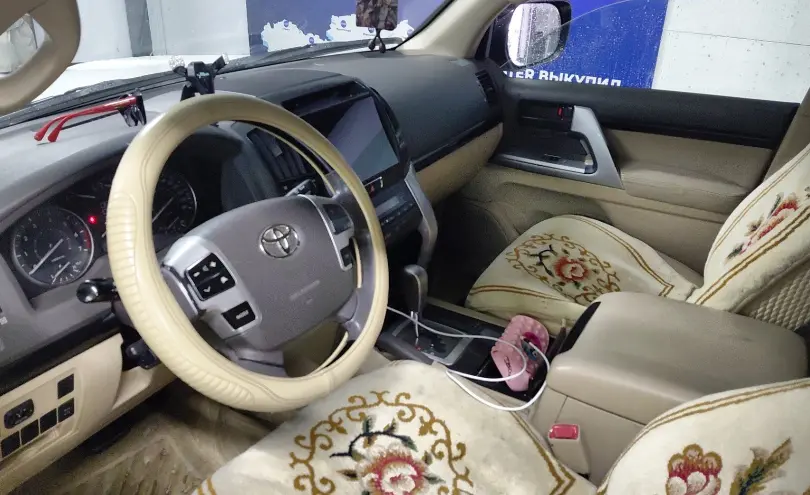 Toyota Land Cruiser 2014 года за 18 000 000 тг. в Астана фото 5