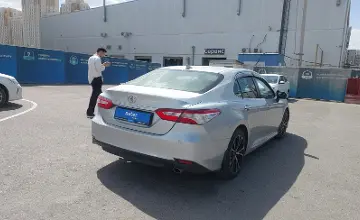 Toyota Camry 2018 года за 12 000 000 тг. в Шымкент фото 3