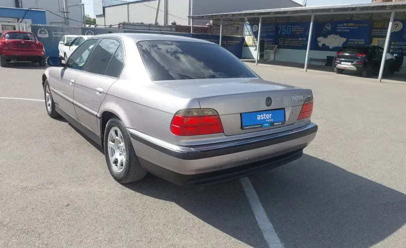 BMW 7 серии 1997 года за 2 000 000 тг. в Шымкент фото 4