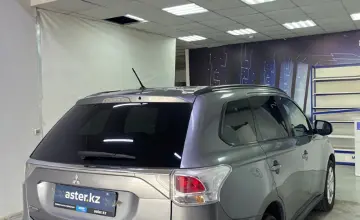 Mitsubishi Outlander 2013 года за 6 500 000 тг. в Павлодар