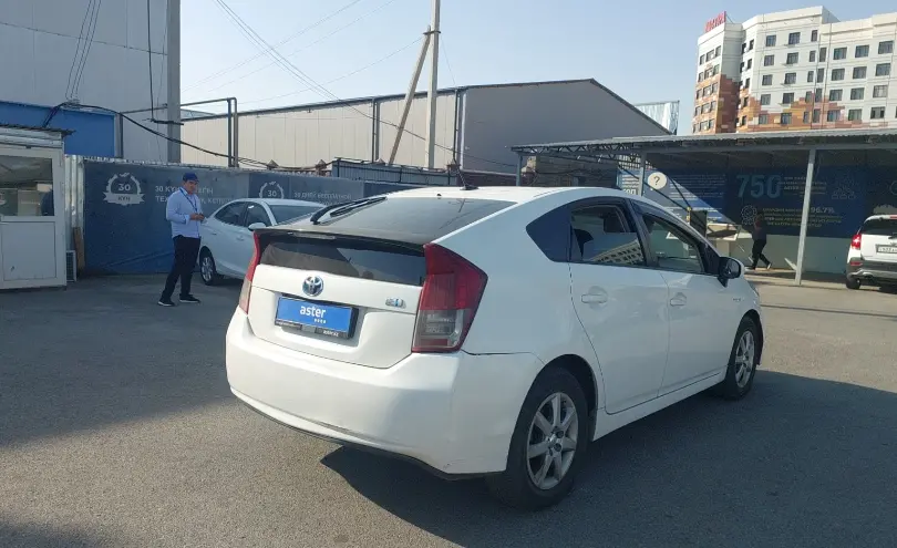 Toyota Prius 2010 года за 4 500 000 тг. в Шымкент фото 3
