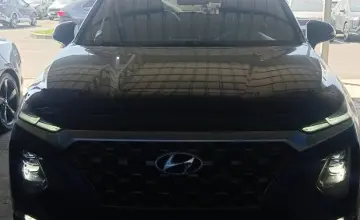 Hyundai Santa Fe 2019 года за 13 000 000 тг. в Алматы фото 2