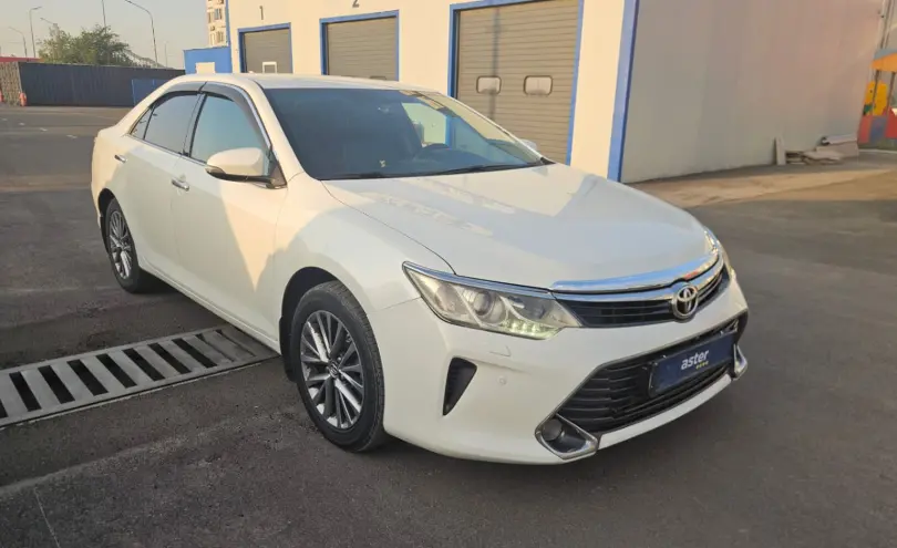 Toyota Camry 2016 года за 10 200 000 тг. в Алматы фото 3