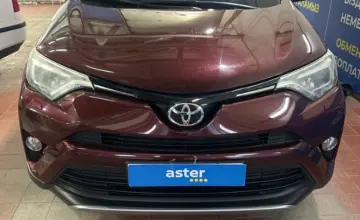 Toyota RAV4 2019 года за 12 000 000 тг. в Астана фото 2
