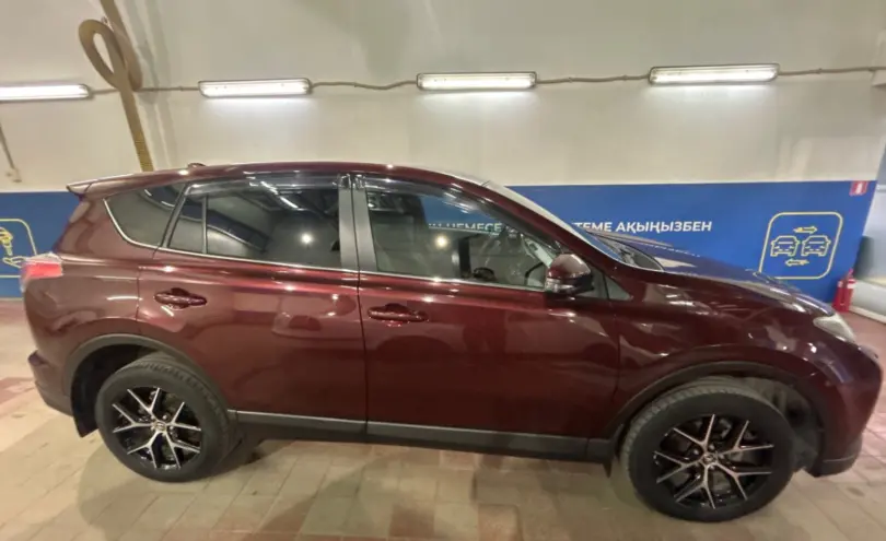 Toyota RAV4 2019 года за 12 000 000 тг. в Астана фото 4