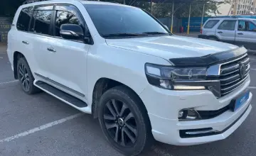Toyota Land Cruiser 2017 года за 34 000 000 тг. в Алматы фото 2