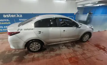 Kia Rio 2021 года за 5 500 000 тг. в Астана фото 4