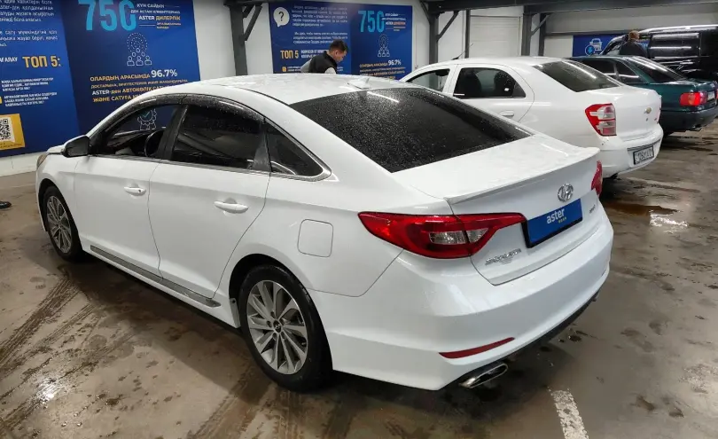 Hyundai Sonata 2015 года за 7 500 000 тг. в Астана фото 4