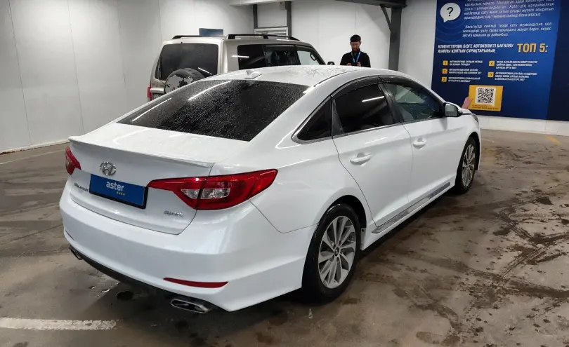 Hyundai Sonata 2015 года за 7 500 000 тг. в Астана фото 3