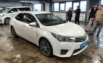 Toyota Corolla 2013 года за 6 000 000 тг. в Астана фото 2