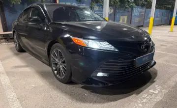 Toyota Camry 2019 года за 11 000 000 тг. в Алматы фото 2