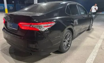 Toyota Camry 2019 года за 11 000 000 тг. в Алматы фото 3