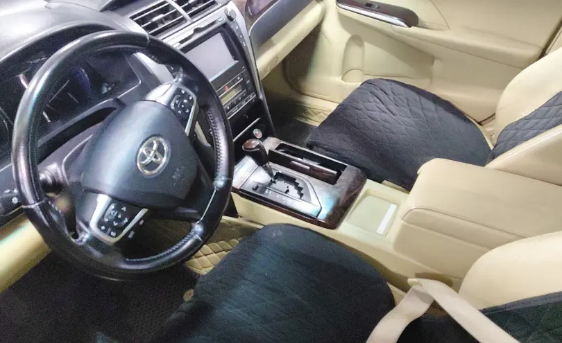 Toyota Camry 2015 года за 12 000 000 тг. в Астана фото 5