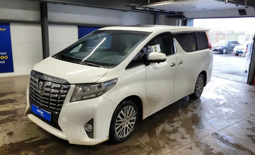 Toyota Alphard 2018 года за 30 000 000 тг. в Астана