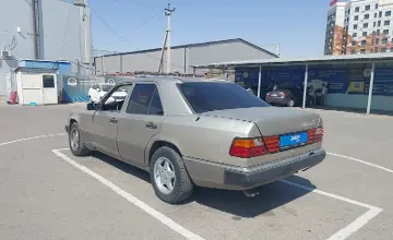 Mercedes-Benz W124 1992 года за 1 000 000 тг. в Шымкент фото 4