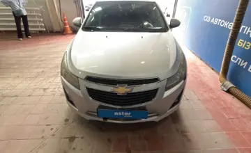 Chevrolet Cruze 2011 года за 3 200 000 тг. в Астана фото 2