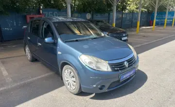 Renault Sandero 2013 года за 2 500 000 тг. в Алматы фото 2