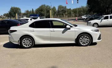 Toyota Camry 2023 года за 17 000 000 тг. в Актобе фото 4