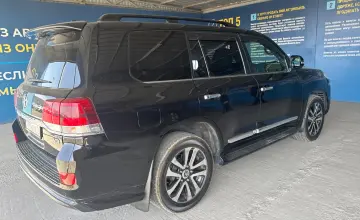 Toyota Land Cruiser 2018 года за 38 000 000 тг. в Алматы