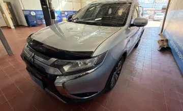 Mitsubishi Outlander 2019 года за 10 000 000 тг. в Астана фото 1
