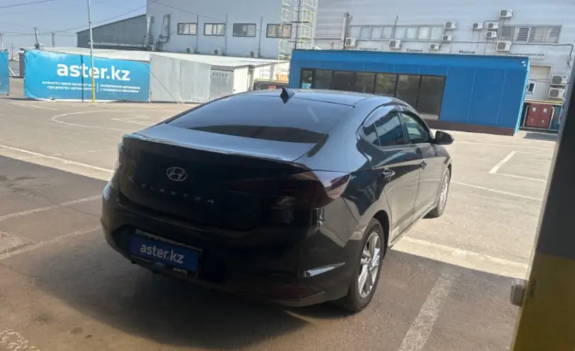 Hyundai Elantra 2019 года за 6 500 000 тг. в Алматы фото 3