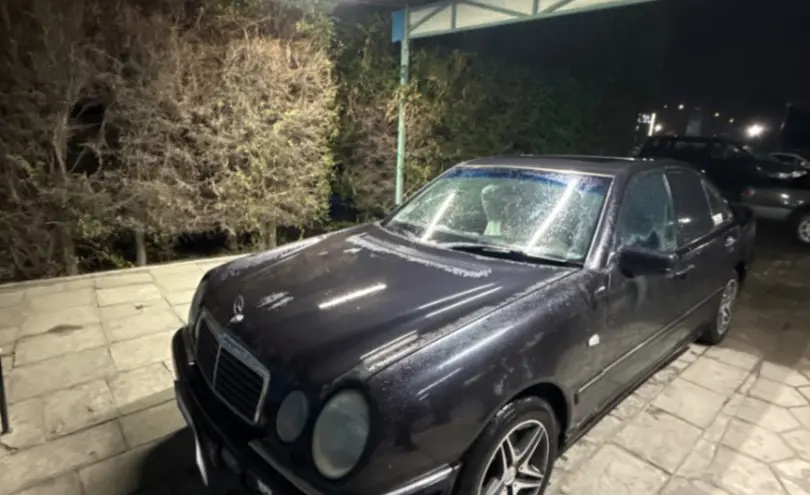 Mercedes-Benz E-Класс 1996 года за 2 500 000 тг. в Талдыкорган