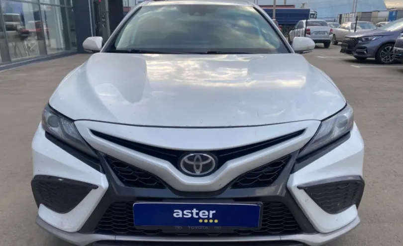 Toyota Camry 2022 года за 13 000 000 тг. в Петропавловск фото 2