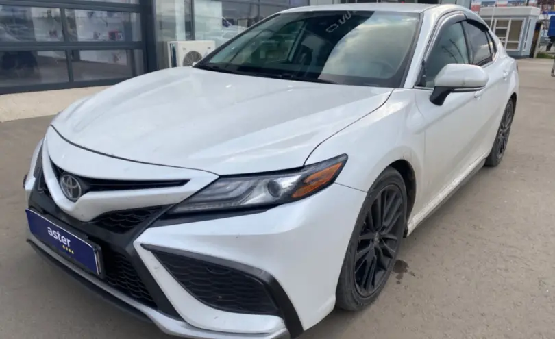 Toyota Camry 2022 года за 13 000 000 тг. в Петропавловск