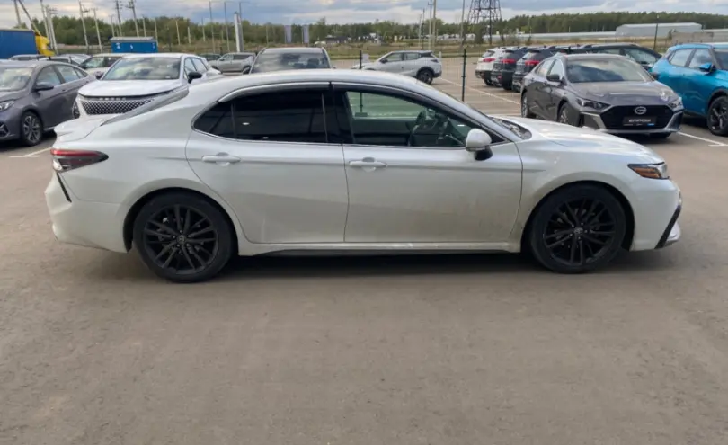 Toyota Camry 2022 года за 13 000 000 тг. в Петропавловск фото 4