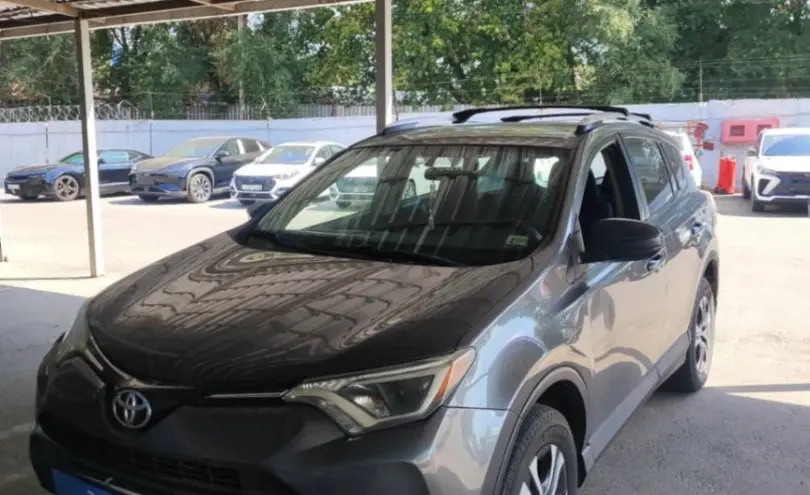 Toyota RAV4 2016 года за 10 000 000 тг. в Алматы