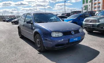 Volkswagen Golf 2000 года за 1 200 000 тг. в Астана фото 2