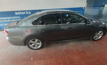 Volkswagen Passat 2015 года за 6 600 000 тг. в Астана фото 4