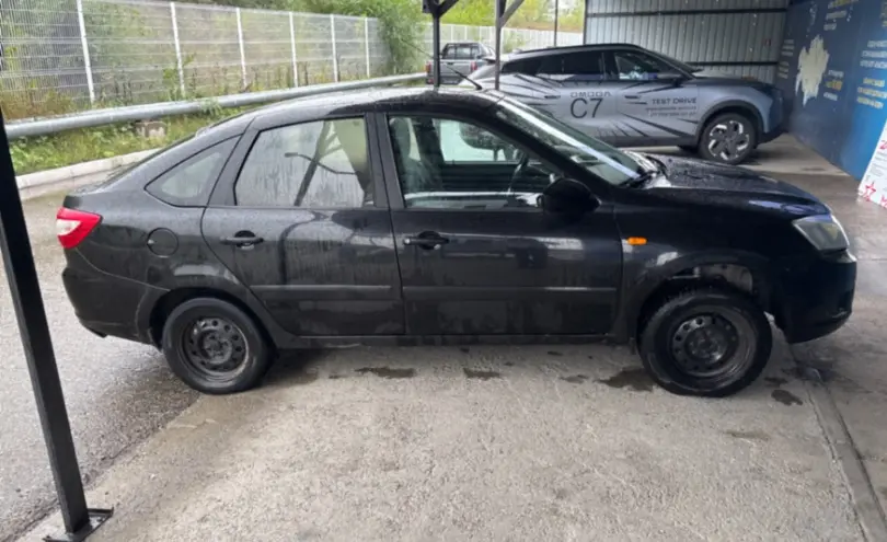 LADA (ВАЗ) Granta 2014 года за 2 000 000 тг. в Усть-Каменогорск фото 4