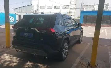 Toyota RAV4 2025 года за 20 500 000 тг. в Алматы фото 3