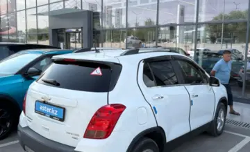 Chevrolet Tracker 2014 года за 4 500 000 тг. в Шымкент